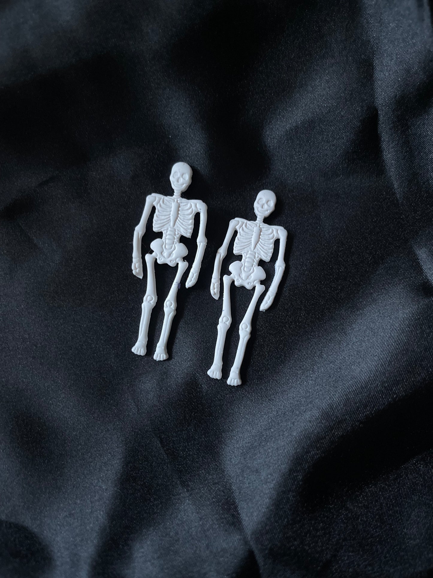 Skeleton studs