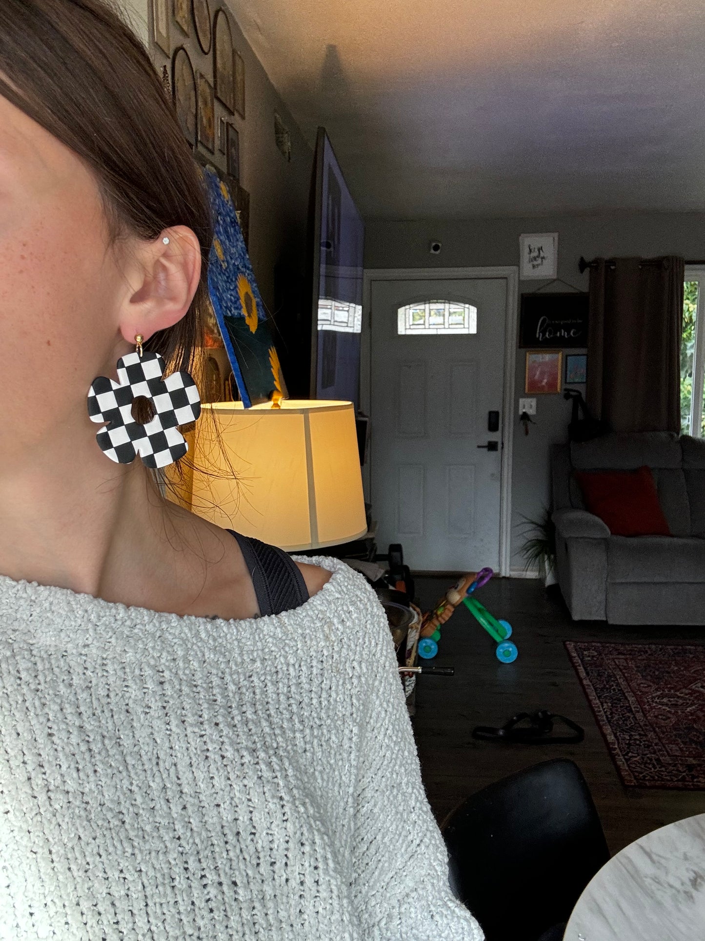 Checked flower dangles