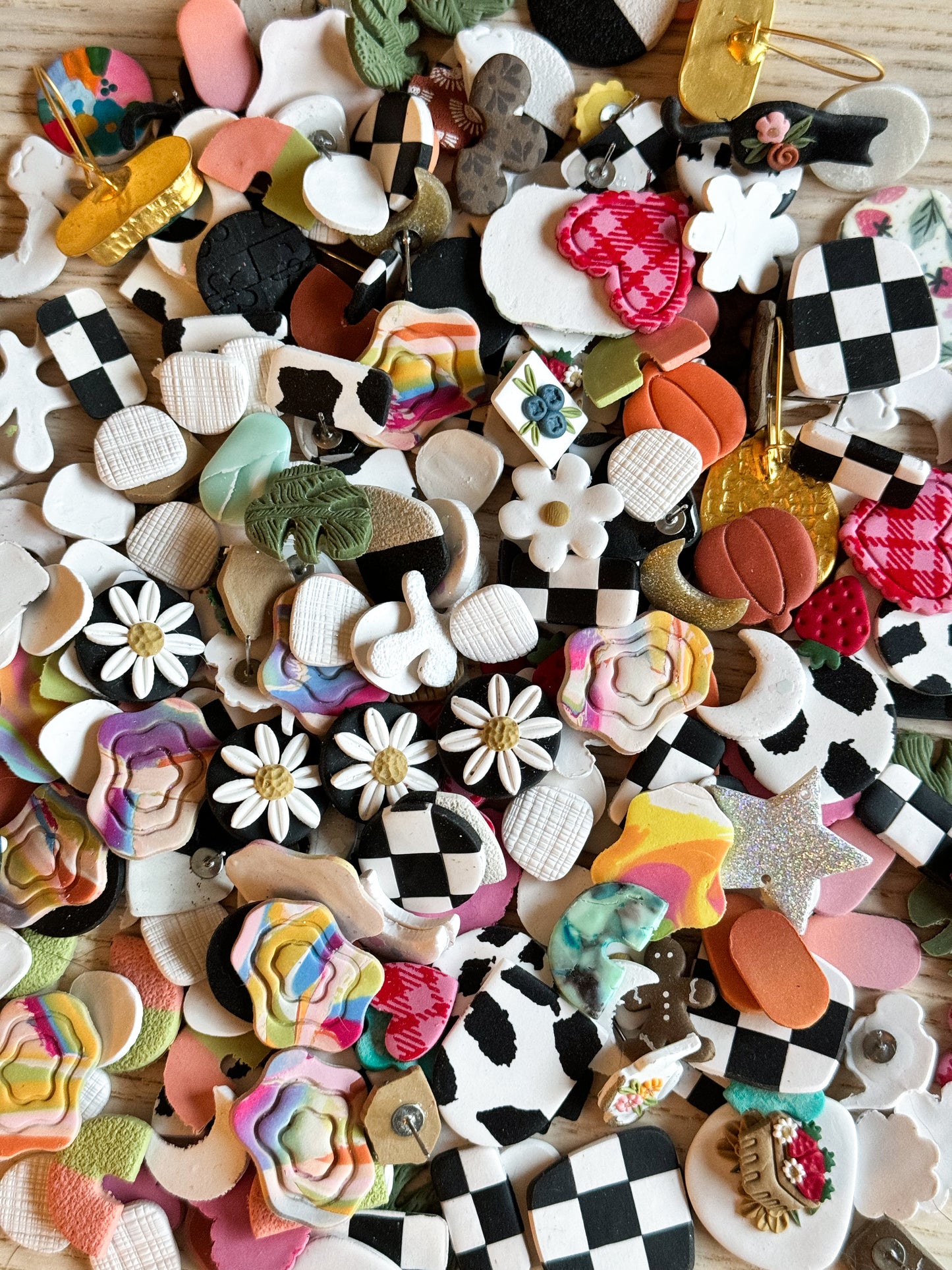Mystery studs