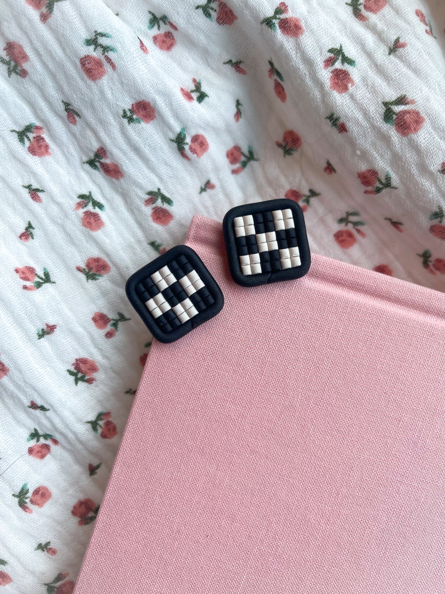 Beaded checkered studs