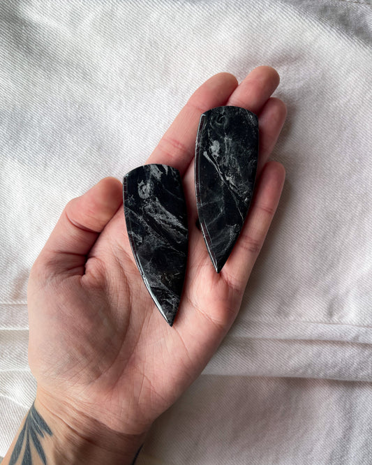 Large Smokey daggers