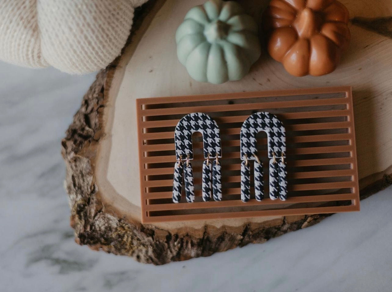 Gingham dangles