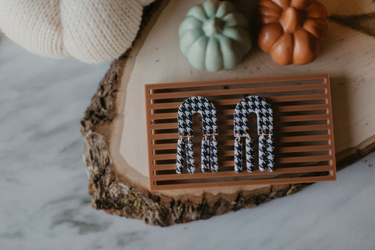 Gingham dangles